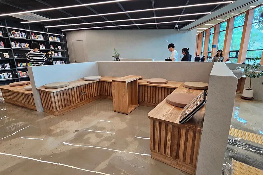 아중호수도서관