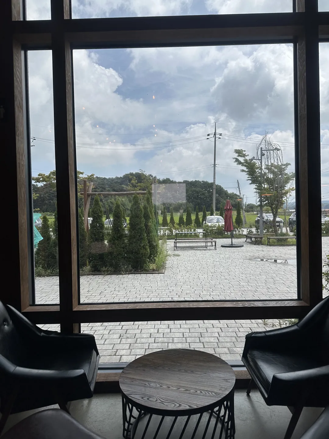 잇슈창고카페 사진 8