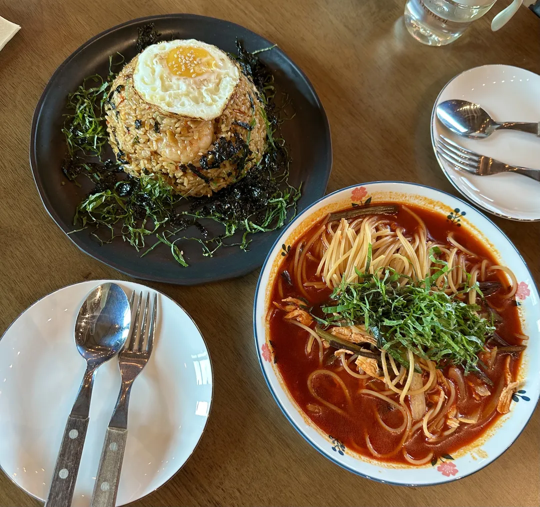잇슈창고카페