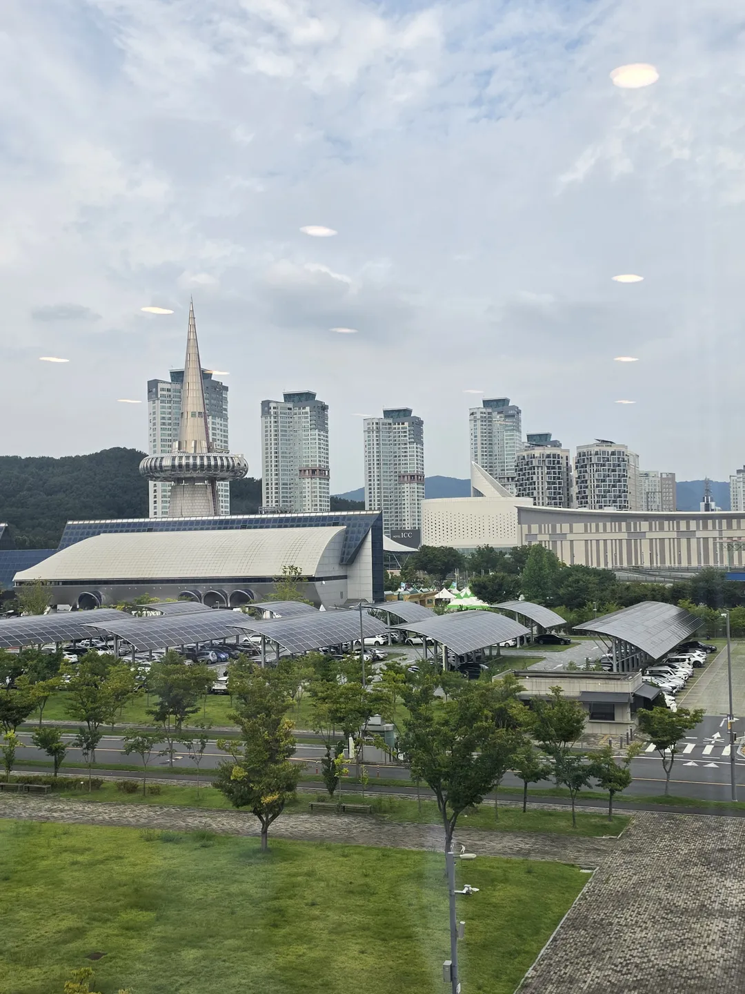기초과학연구원 과학문화센터 과학도서관 사진 13