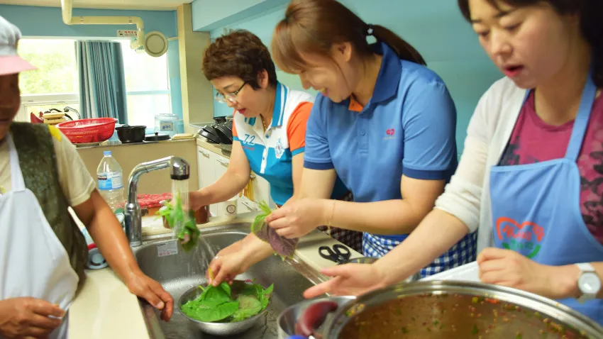 조팝꽃피는마을