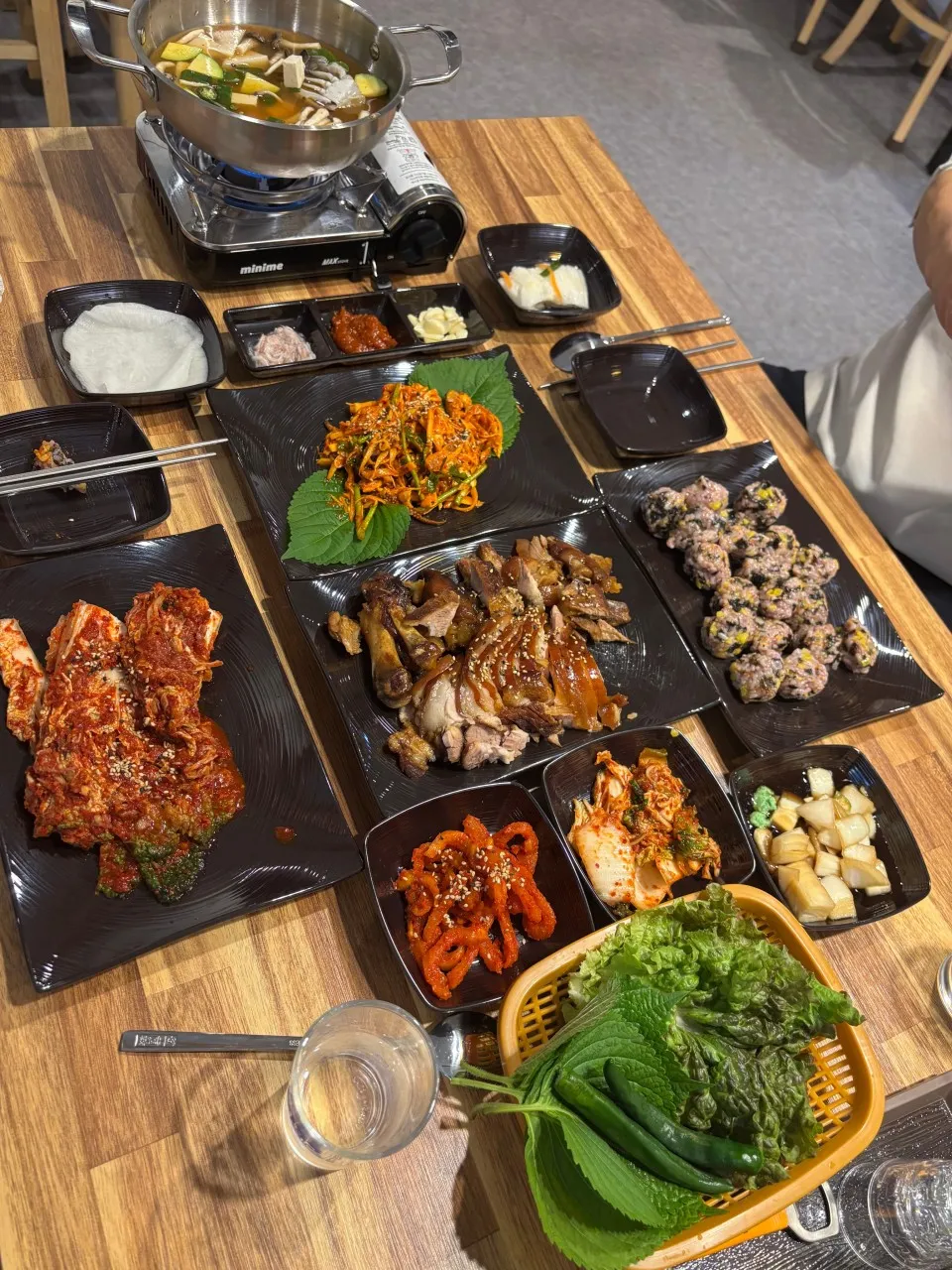 예담족발