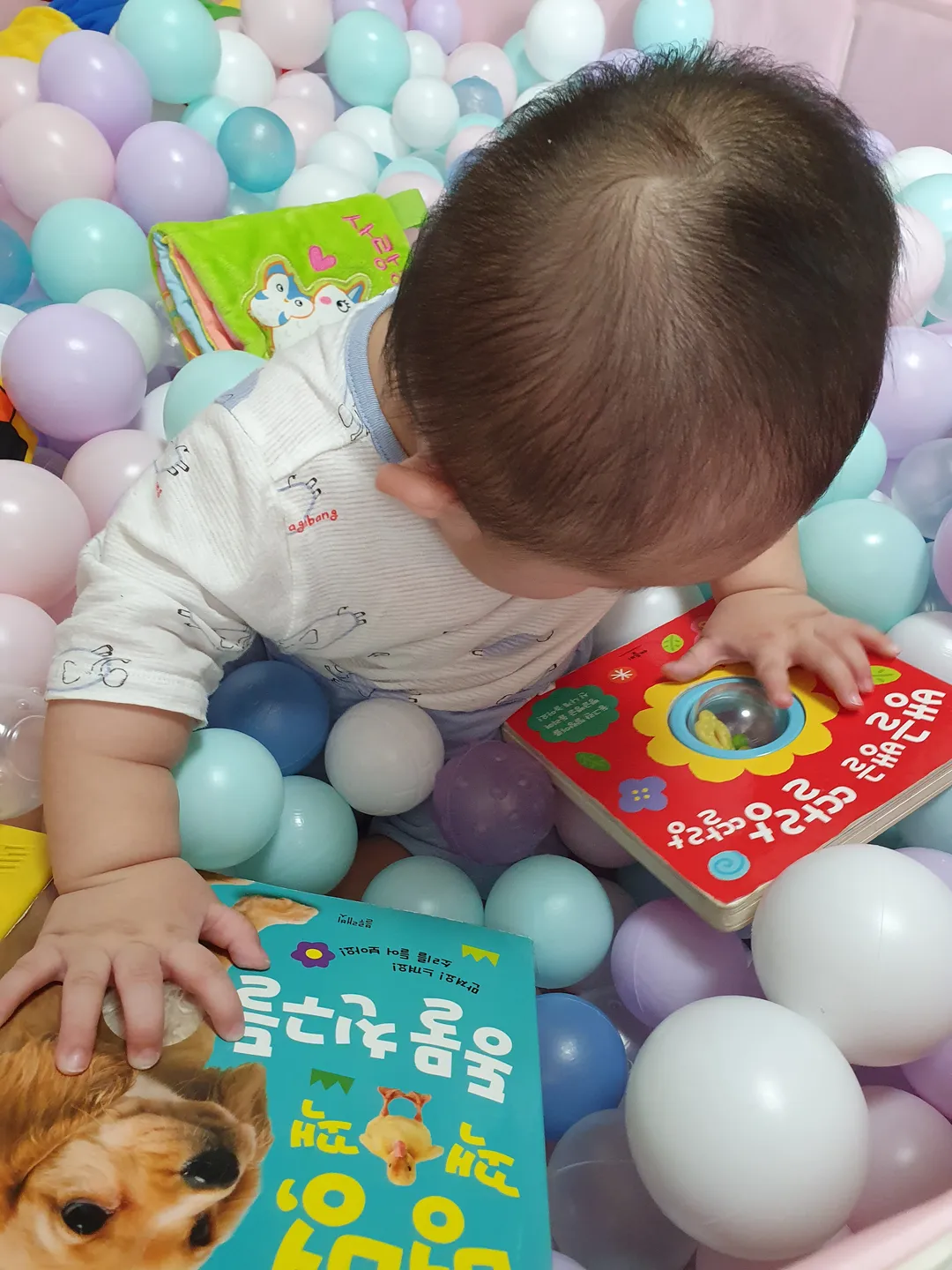 https://image.mom-mom.net/eyJidWNrZXQiOiJtb21tb20tbW9tc3RvdWNoIiwia2V5IjoidHJlbmQvNjE3MTZlZmE1YzUyZGQyN2FiNTk2N2M5IiwiZWRpdHMiOnsicmVzaXplIjp7IndpZHRoIjoxMDgwLCJ3aXRob3V0RW5sYXJnZW1lbnQiOnRydWV9fX0=