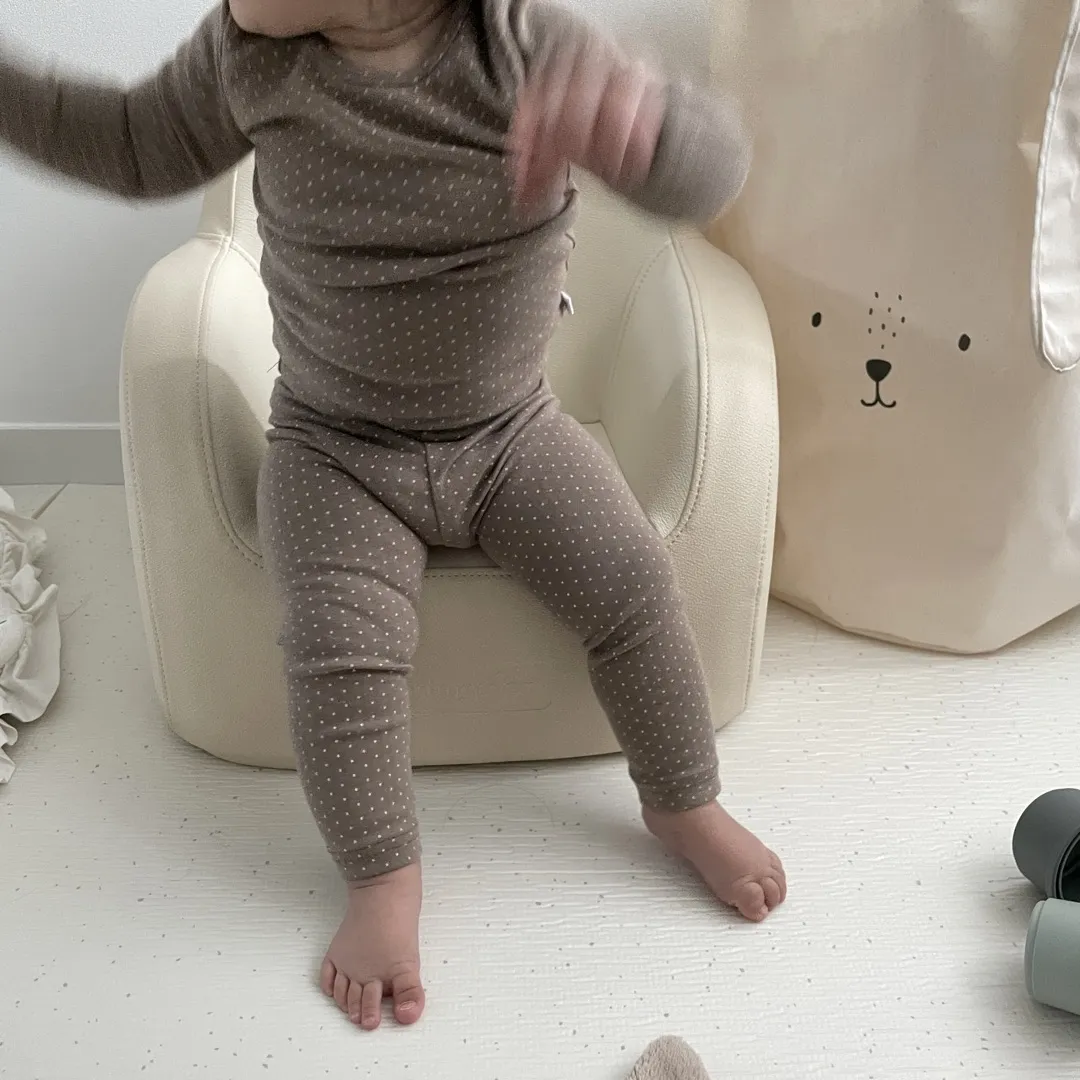 https://image.mom-mom.net/eyJidWNrZXQiOiJtb21tb20tbW9tc3RvdWNoIiwia2V5IjoidHJlbmQvNjE3Njk2ZTIxMzQxNTg0MDM4NGM3MGMzIiwiZWRpdHMiOnsicmVzaXplIjp7IndpZHRoIjoxMDgwLCJ3aXRob3V0RW5sYXJnZW1lbnQiOnRydWV9fX0=