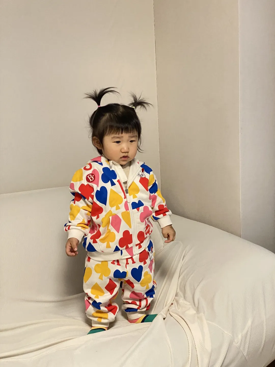 https://image.mom-mom.net/eyJidWNrZXQiOiJtb21tb20tbW9tc3RvdWNoIiwia2V5IjoidHJlbmQvNjE5NDgwZmIzZDVlZDU0NjQ5NzRiZjNiIiwiZWRpdHMiOnsicmVzaXplIjp7IndpZHRoIjoxMDgwLCJ3aXRob3V0RW5sYXJnZW1lbnQiOnRydWV9fX0=