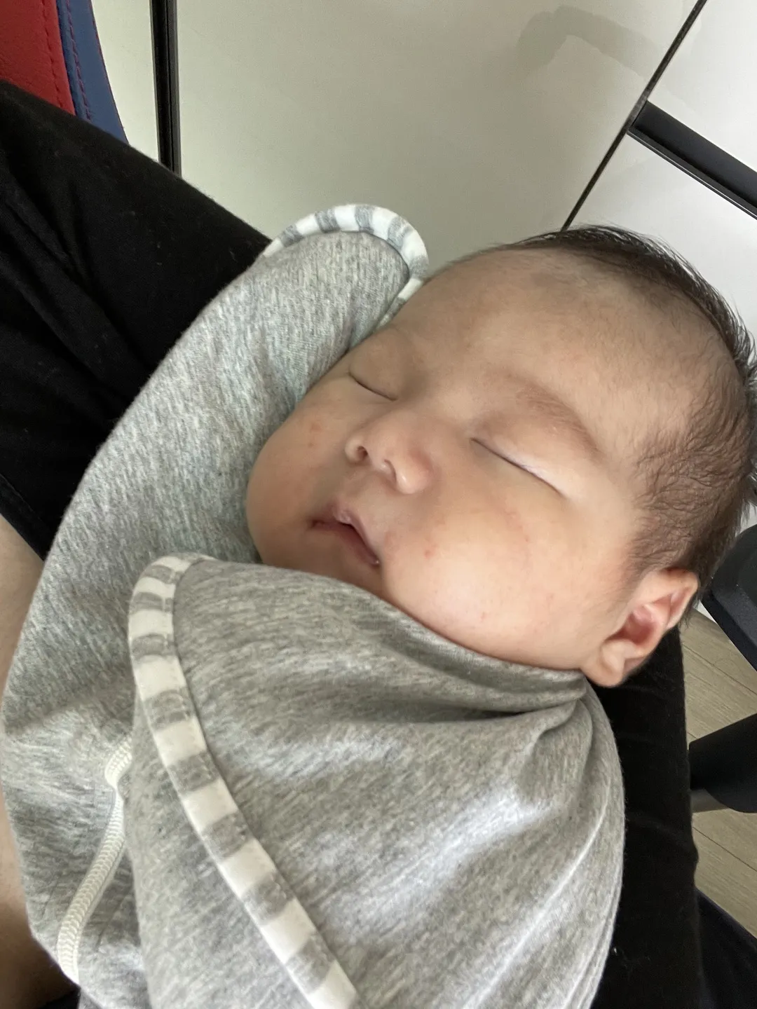 https://image.mom-mom.net/eyJidWNrZXQiOiJtb21tb20tbW9tc3RvdWNoIiwia2V5IjoidHJlbmQvNjE5Y2ViYTA3NmJkZjg5NWM3YmNlYTNmIiwiZWRpdHMiOnsicmVzaXplIjp7IndpZHRoIjoxMDgwLCJ3aXRob3V0RW5sYXJnZW1lbnQiOnRydWV9fX0=