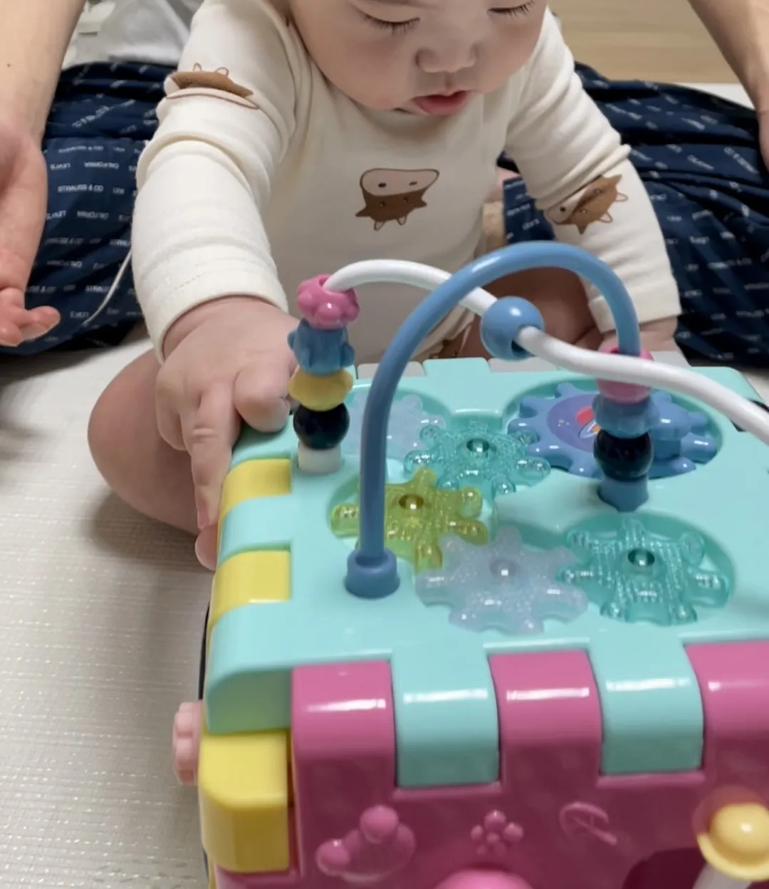 https://image.mom-mom.net/eyJidWNrZXQiOiJtb21tb20tbW9tc3RvdWNoIiwia2V5IjoidHJlbmQvNjFkMTk5YWZlMjk5OGZiMzZmZDlhOWNhIiwiZWRpdHMiOnsicmVzaXplIjp7IndpZHRoIjoxMDgwLCJ3aXRob3V0RW5sYXJnZW1lbnQiOnRydWV9fX0=