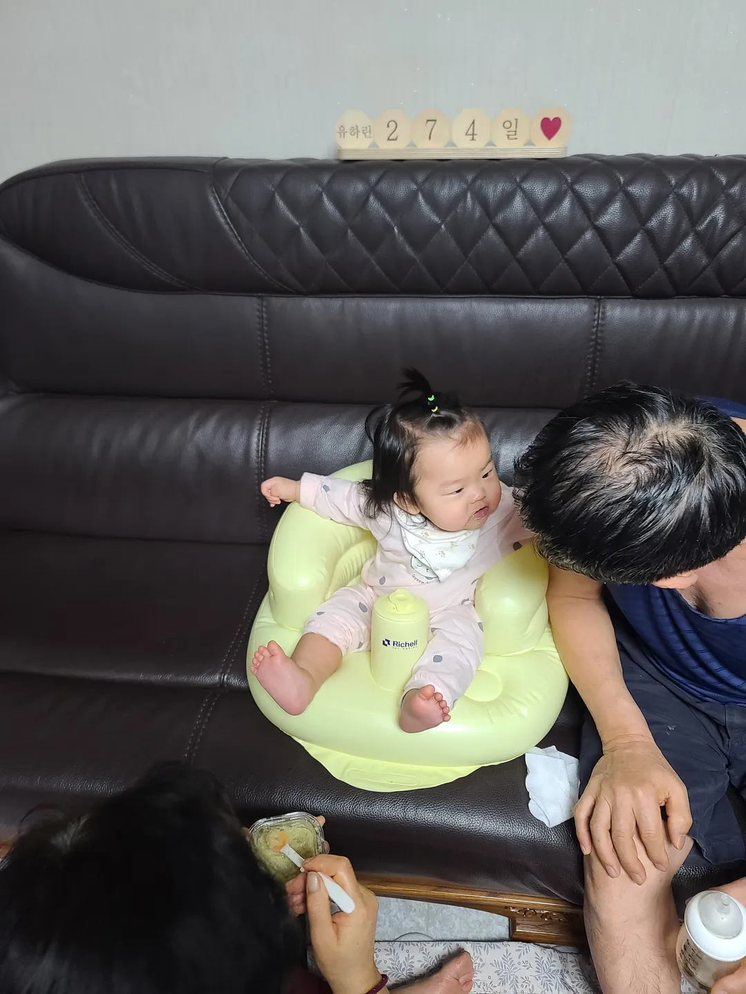 https://image.mom-mom.net/eyJidWNrZXQiOiJtb21tb20tbW9tc3RvdWNoIiwia2V5IjoidHJlbmQvNjFlOTM5NTE2NGEzNmE1NTBhZGNkMTg0IiwiZWRpdHMiOnsicmVzaXplIjp7IndpZHRoIjoxMDgwLCJ3aXRob3V0RW5sYXJnZW1lbnQiOnRydWV9fX0=