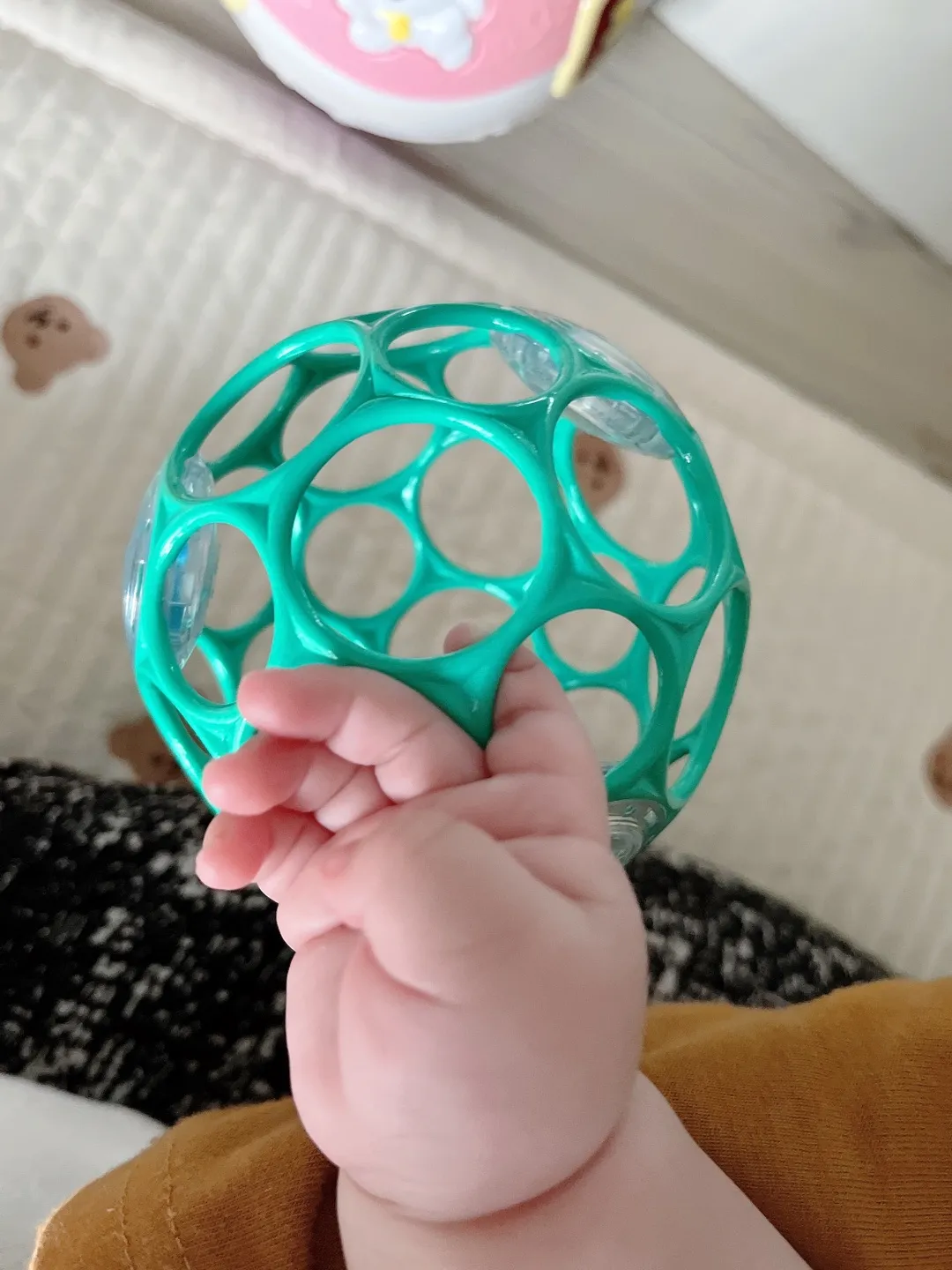 https://image.mom-mom.net/eyJidWNrZXQiOiJtb21tb20tbW9tc3RvdWNoIiwia2V5IjoidHJlbmQvNjFmOTcxNzBmZGMzMzQ2YzZiNjc4YmJjIiwiZWRpdHMiOnsicmVzaXplIjp7IndpZHRoIjoxMDgwLCJ3aXRob3V0RW5sYXJnZW1lbnQiOnRydWV9fX0=