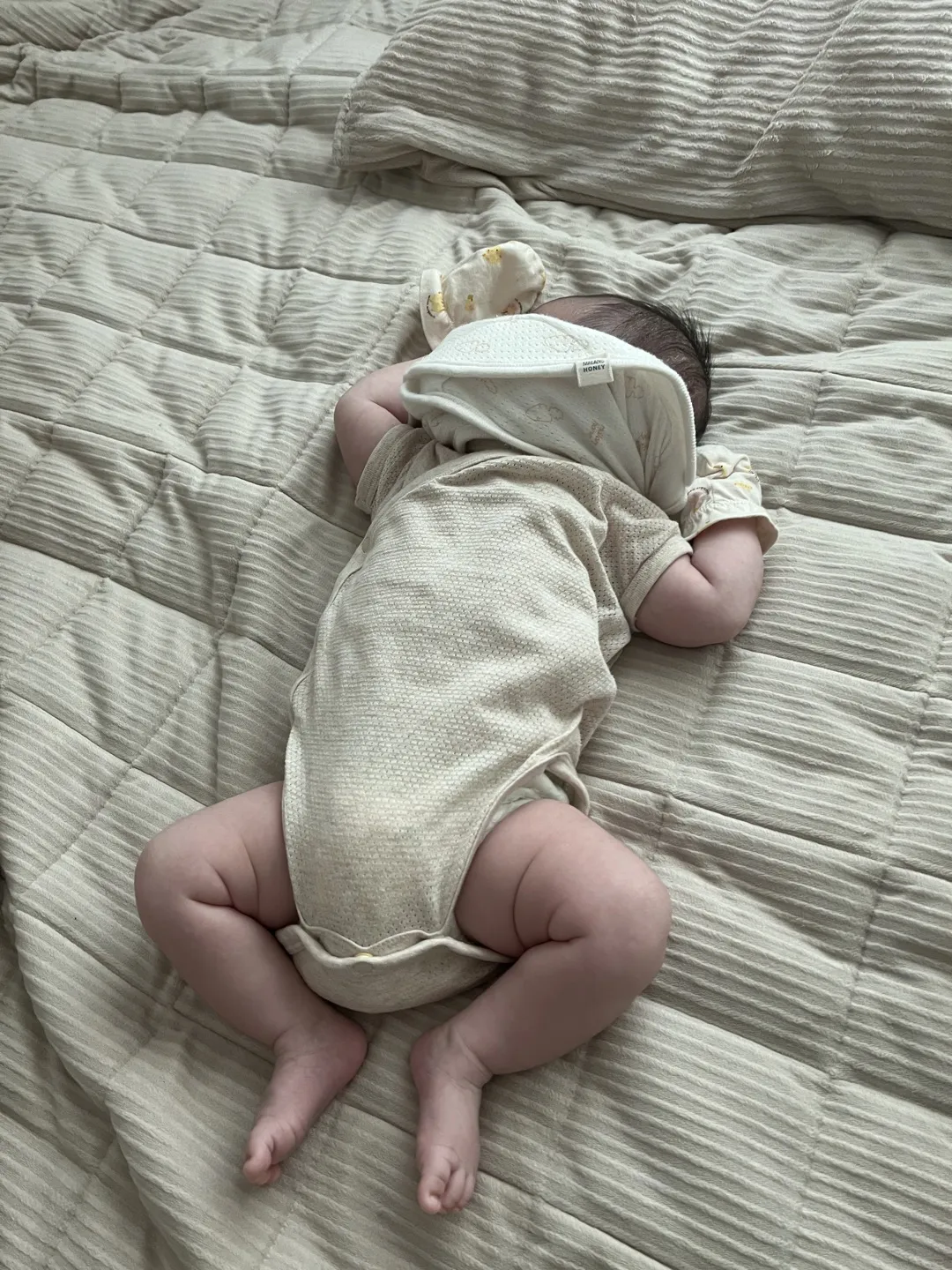 https://image.mom-mom.net/eyJidWNrZXQiOiJtb21tb20tbW9tc3RvdWNoIiwia2V5IjoidHJlbmQvNjI4ZmE4NWYwYjU2YzA1MDUzZjBiN2EyIiwiZWRpdHMiOnsicmVzaXplIjp7IndpZHRoIjoxMDgwLCJ3aXRob3V0RW5sYXJnZW1lbnQiOnRydWV9fX0=