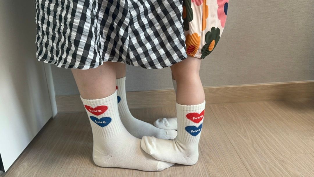 https://image.mom-mom.net/eyJidWNrZXQiOiJtb21tb20tbW9tc3RvdWNoIiwia2V5IjoidHJlbmQvNjg0OTcyZDJiNTBkYTMxNWRiYTdlNzc0LmpwZyIsImVkaXRzIjp7InJlc2l6ZSI6eyJ3aWR0aCI6MTA4MCwid2l0aG91dEVubGFyZ2VtZW50Ijp0cnVlfX19