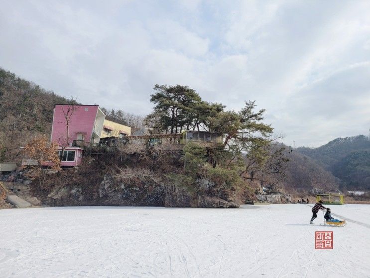 횡성펜션 숲속의하루에서 즐기는 눈썰매 산천어낚시...