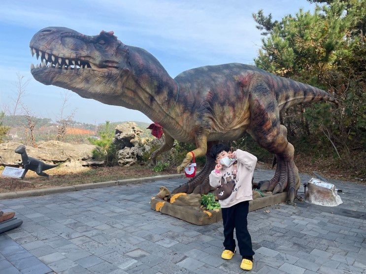 태안 안면도쥬라기박물관,착한맛집,라루나펜션...