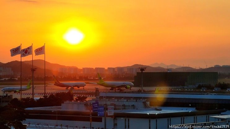 롯데시티호텔 김포공항 에어포트뷰는 찐감성(조식0)::딸의...