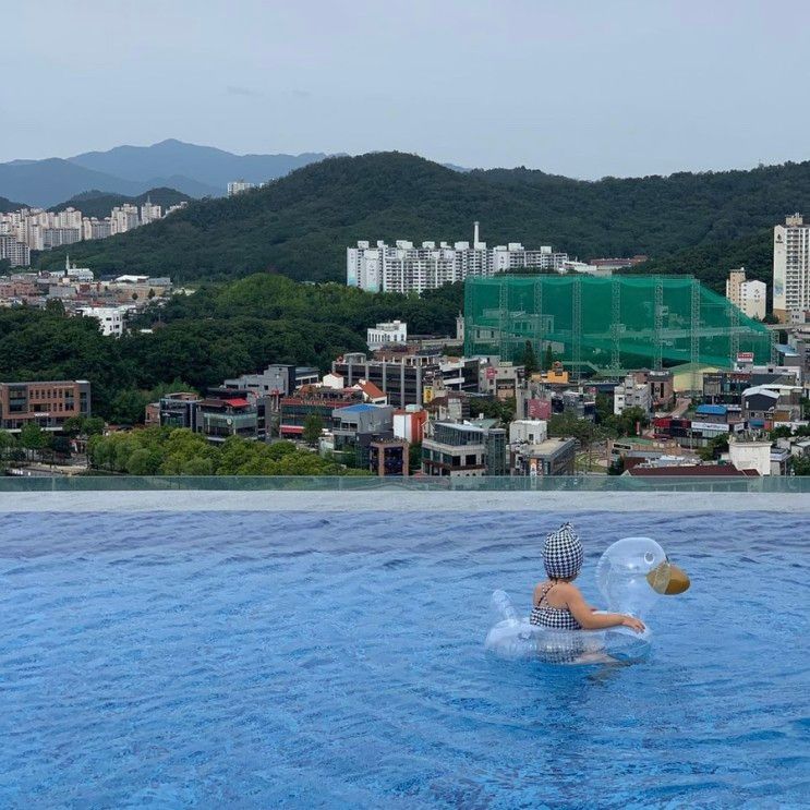 대구 아이랑 여행 / 레이크 뷰 / 루프탑 인피티니풀 [호텔수성]