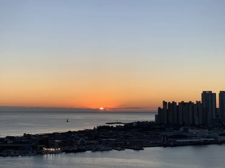 강원도 속초 씨크루즈호텔 레이크시티뷰