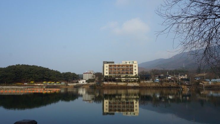 포천호텔 고모저수지가 한눈에... 조식이 맛있다  갤러리호텔