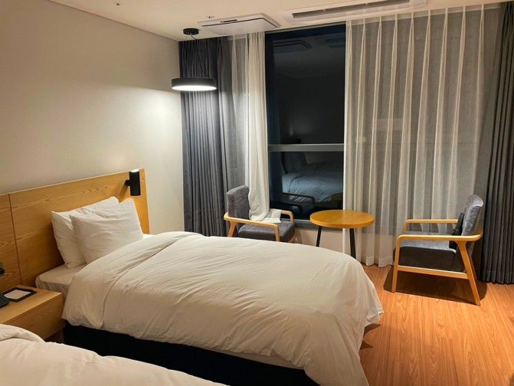 부산 광안리 근처 그랜드모먼트 유스호스텔