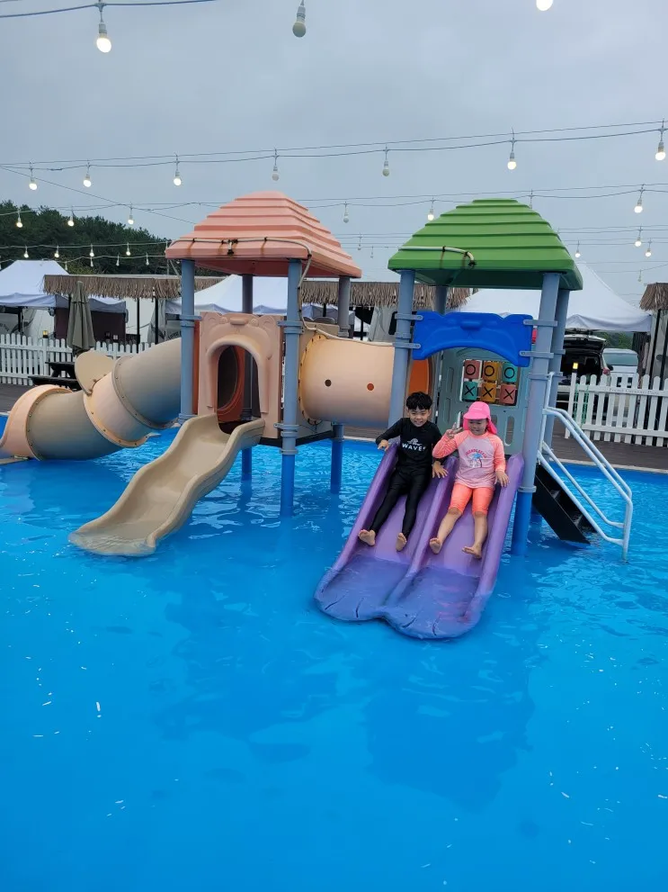 ［영흥도］"포레스트 카라반" 미온수 수영장, 개별바비큐...