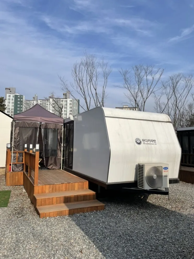 수원 솔내음 캠핑장 :: 글램핑, 카라반 둘 다 갔다온 후기(광고X)...