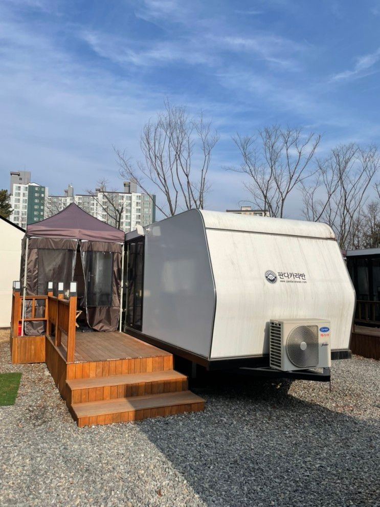 수원 솔내음 캠핑장 :: 글램핑, 카라반 둘 다 갔다온 후기(광고X)...