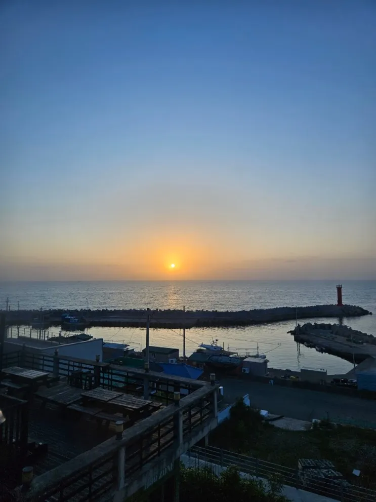 숙소에서 일출보기 좋은 포항 베러플레이스 키즈펜션