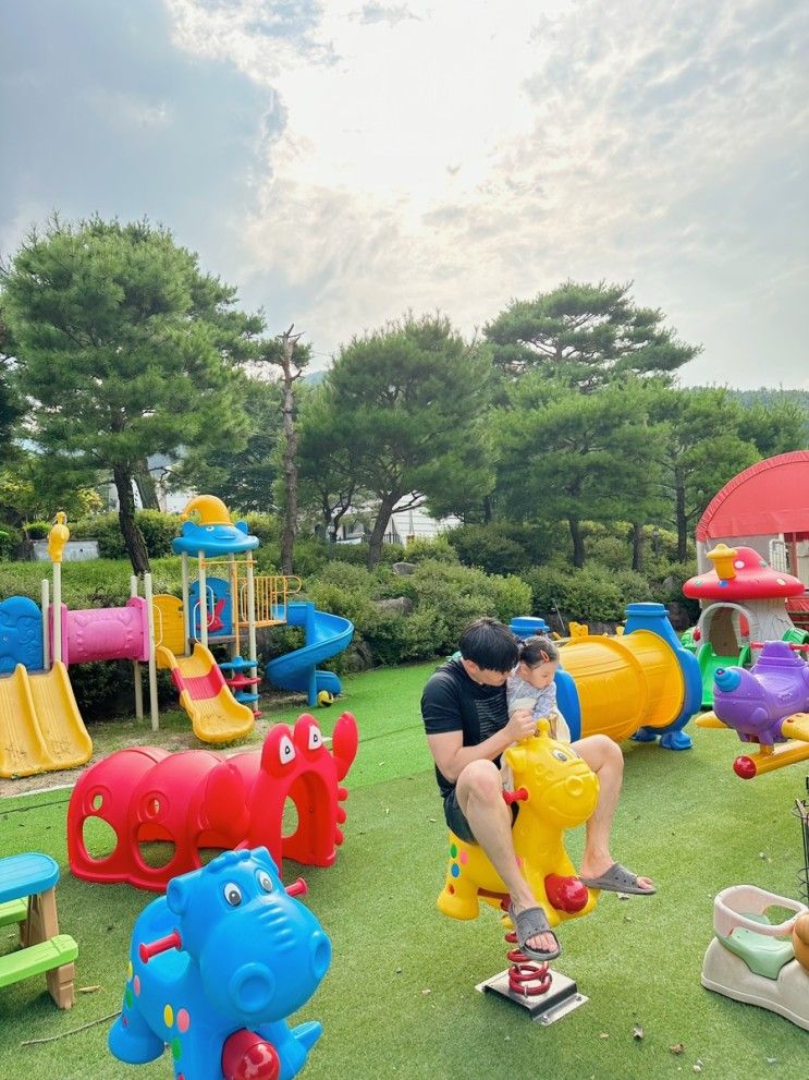 가평 에비뉴 키즈펜션 풀빌라 스쿨버스 (온수풀 / 바베큐...