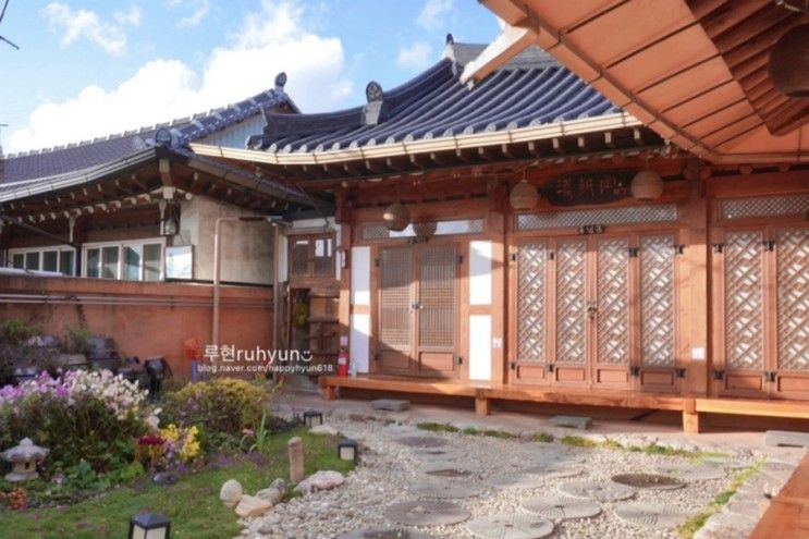 전주 한옥마을 숙소 부경당 한옥펜션