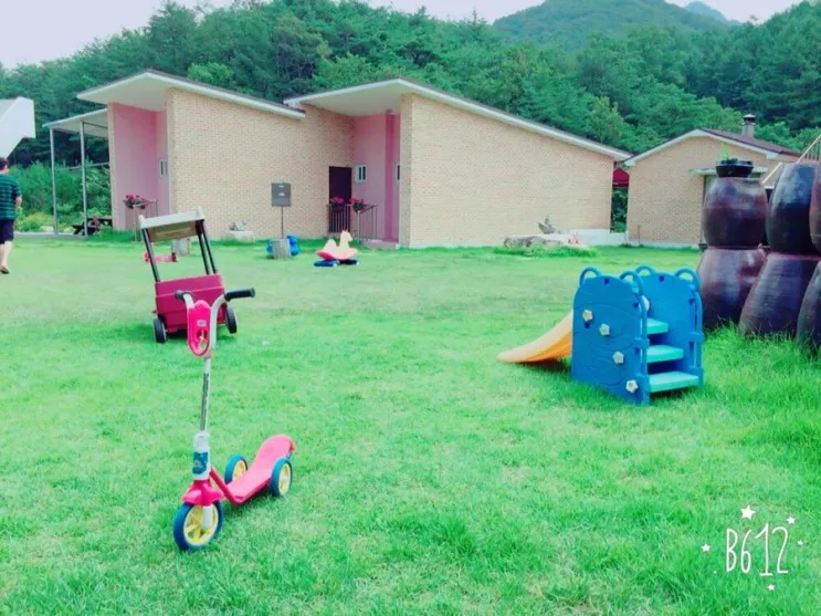 충주 달두루펜션