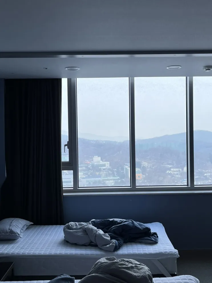 용인시청 근처 전망 좋은... 숙소 후기 :: 더 트리니 호텔 19층