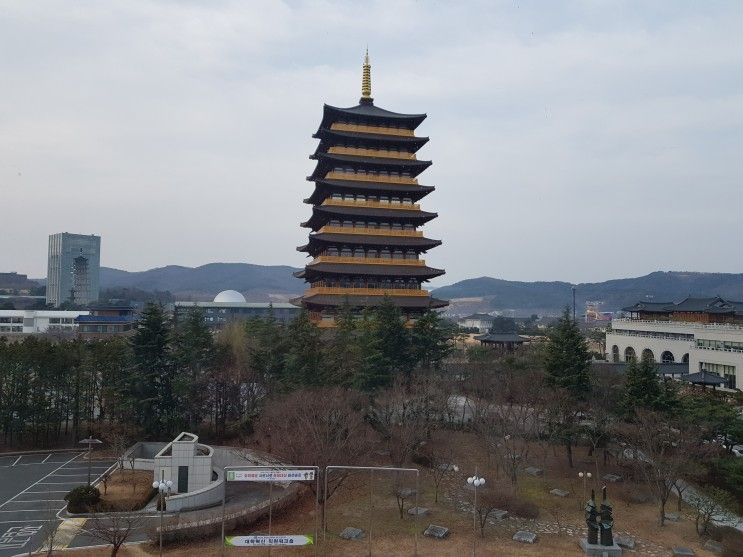 편안한 경주숙박 경주온천호텔 더케이호텔 황룡원뷰 좋더라고요