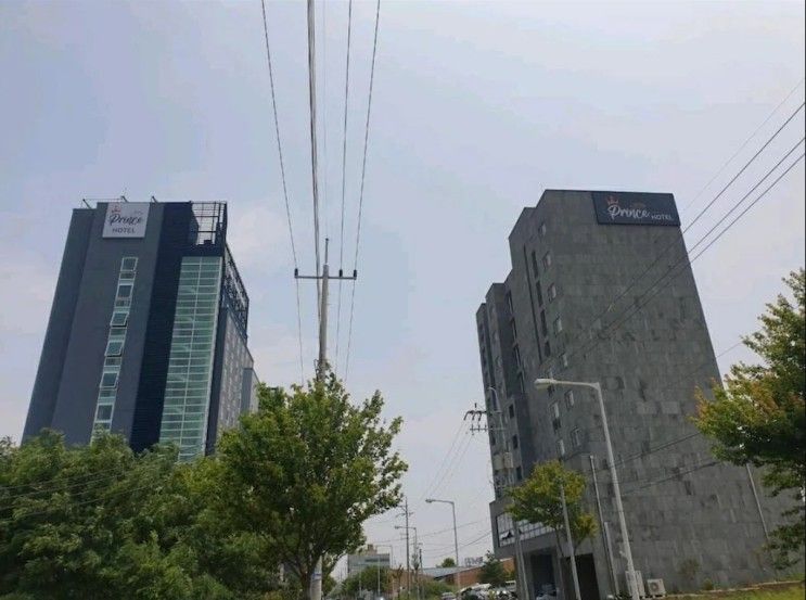 군산공항 근처 새만금 <군산 리틀프린스호텔> 객실 조식 시설 정보