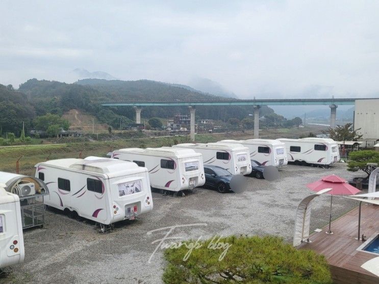 강원홍천 보또피아 럭셔리카라반3, 단독돔바베큐장이 있는...