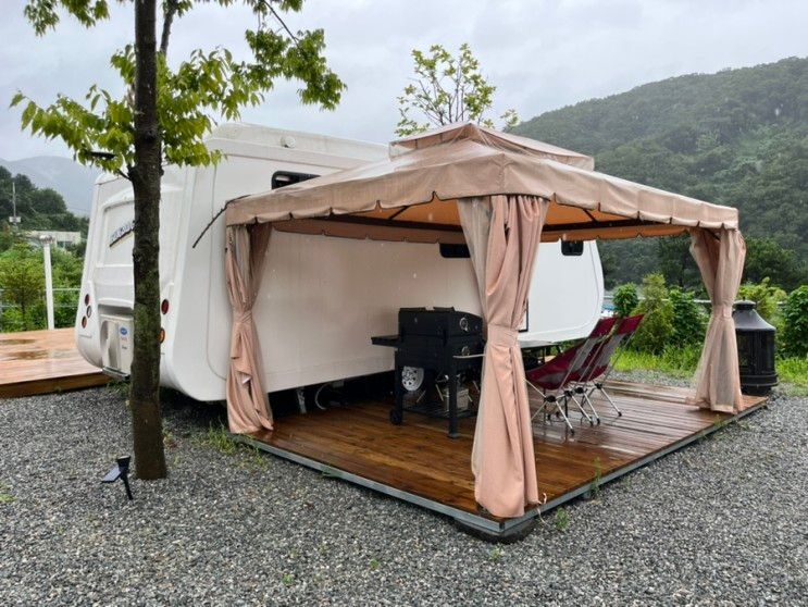 가평여행 빠지와 함께 즐기는 힐링브릿지카라반: 시설 대 만족!