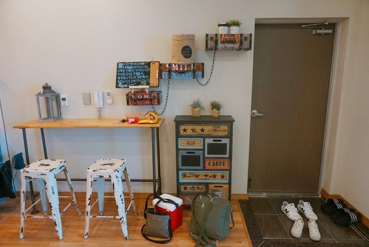 빈티지한 인테리어가 예쁜 포항 스파펜션 '풀빌라 빠쏘'