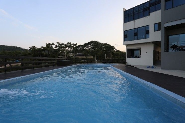 풀빌라펜션 온가족이 푹 빠진 풀빌라빠쏘펜션