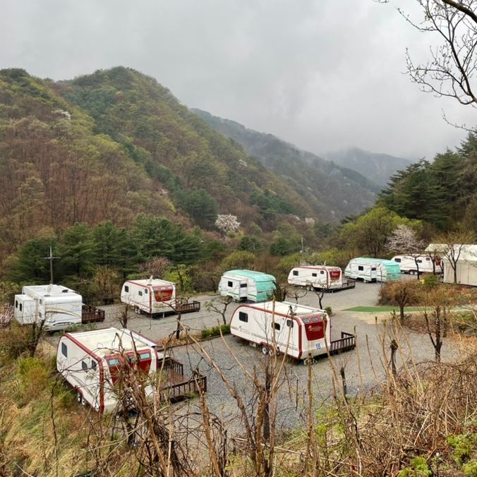 가평글램핑추천 가평명지산카라반글램핑 로얄스위트 카라반...