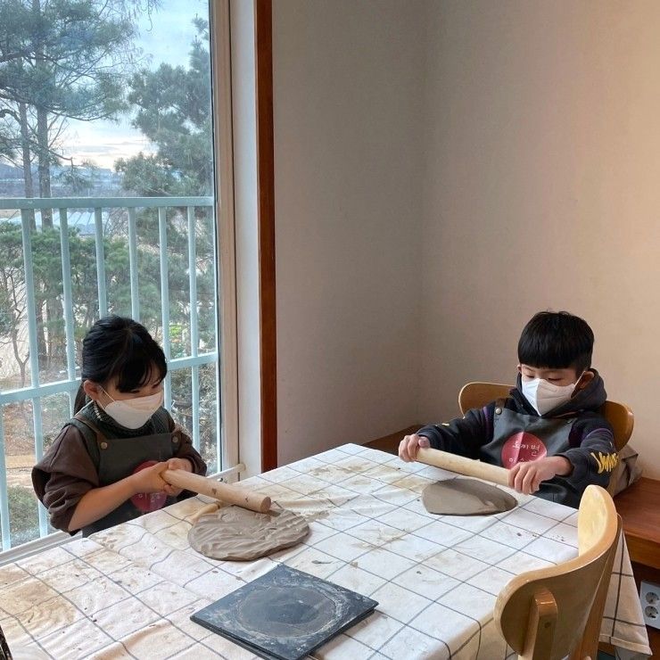 2022.01.15 충남 천안 성거읍 아이와 실내 도예체험할 수 있는 " 토끼별미술관 "