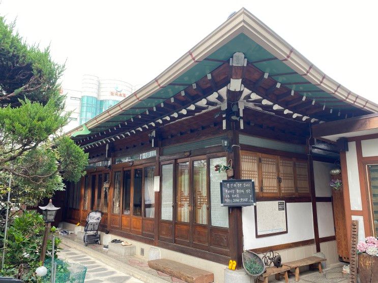 전주 한옥마을 주차장 있는 한옥숙소 뜰안채