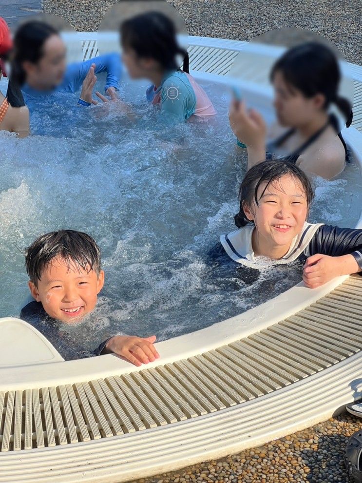 그랜드 하얏트 서울 : 아기랑 호캉스 야외수영장 이용후기 W....