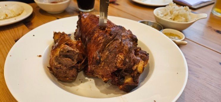 <분당 맛집> 블루메쯔 분당수내점 - 독일 전통음식 슈바인 학센...