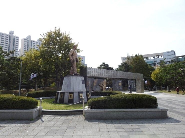 항동철길(푸른수목원) 상동호수공원 안중근공원 부천식물원