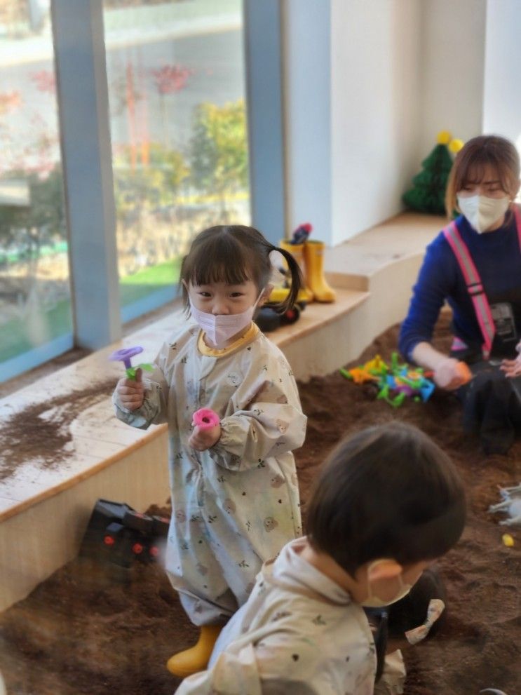 울산 드로잉 키즈 카페 리틀크레파스에서 아이와 함께 오감놀이... 