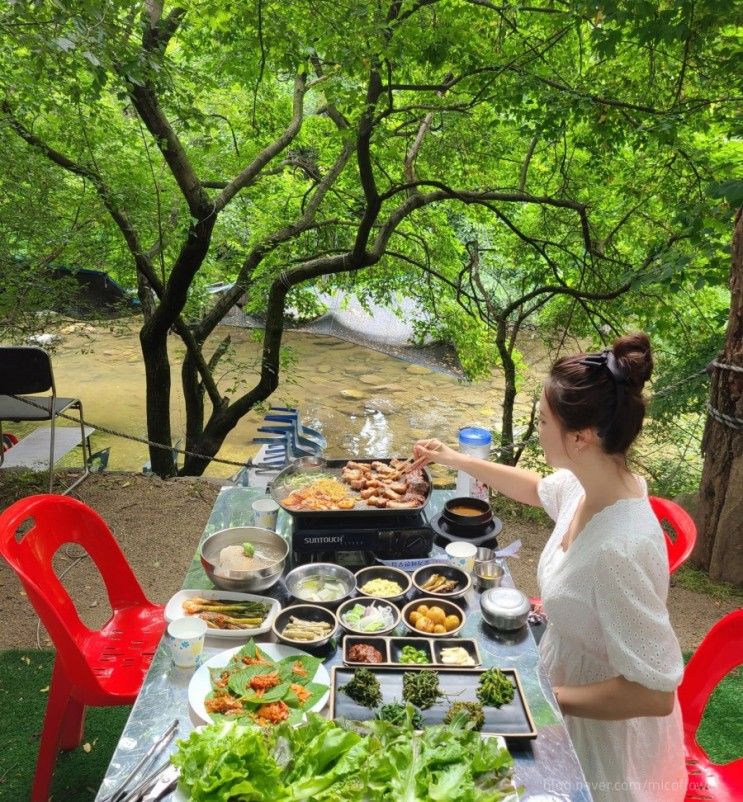 경기도 양평 계곡 물놀이 가능한 삼겹살 맛집 숯가마한우집