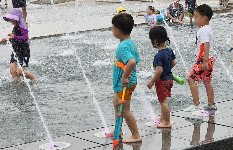 여의도 한강공원 물빛광장 앞 편의점 배달존 픽업 장소