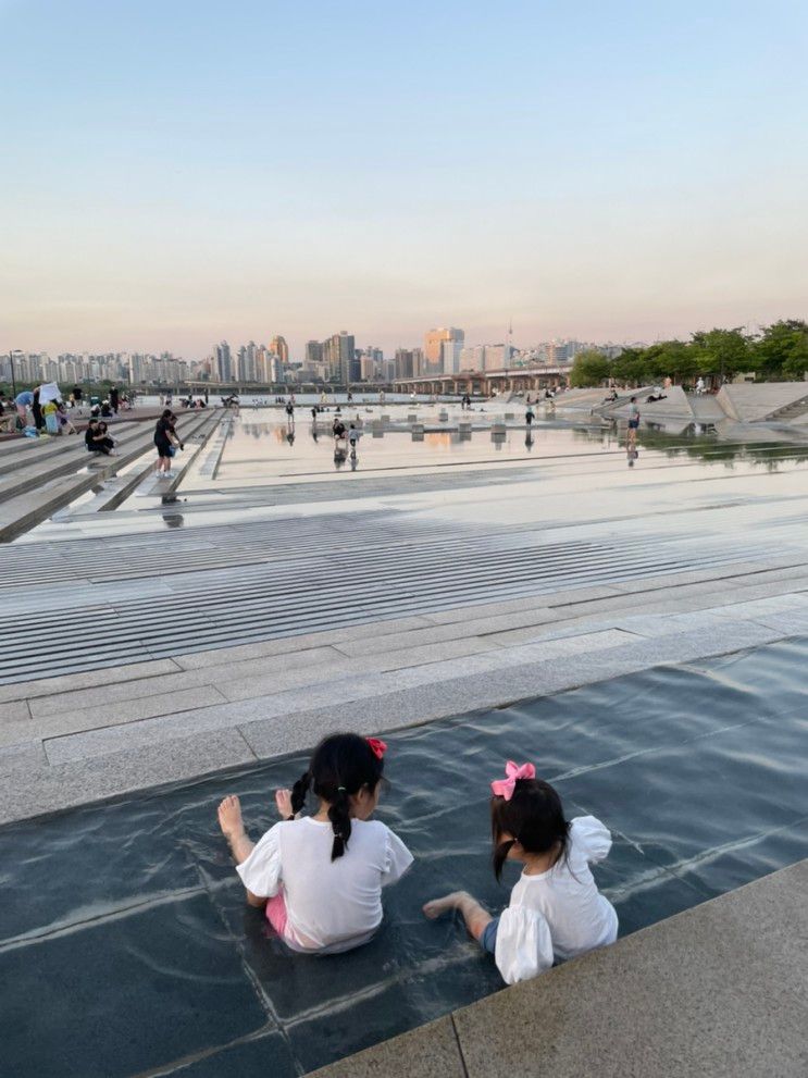 [여의도] 한강공원 물빛광장 분수대 오픈했어요! 아이들과 출동!