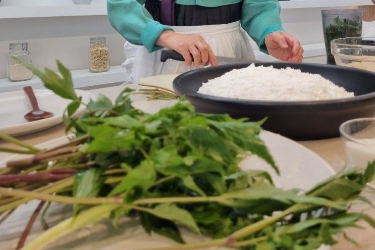 한식문화공간 이음에서 식품명인체험홍보관 토요체험ㅡ...