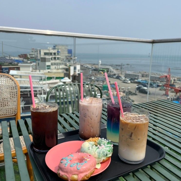 해운대 청사포 도넛맛집 오션뷰 카페 앨리스도넛 청사포점