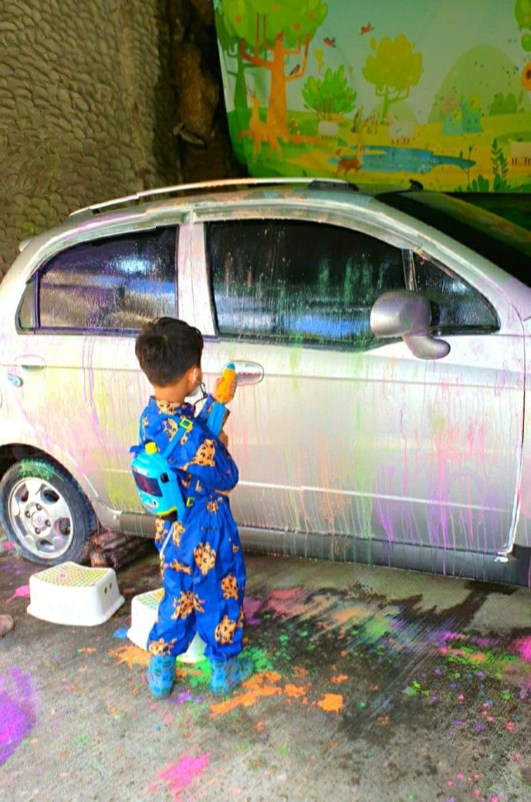피카소 미술체험, 자동차에 물감 칠하기 마구마구 (숲속곰디체험학교)