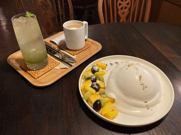 카페 / 망월동 카페 - 몽글몽글 수플레 케이크 백금당 하남점